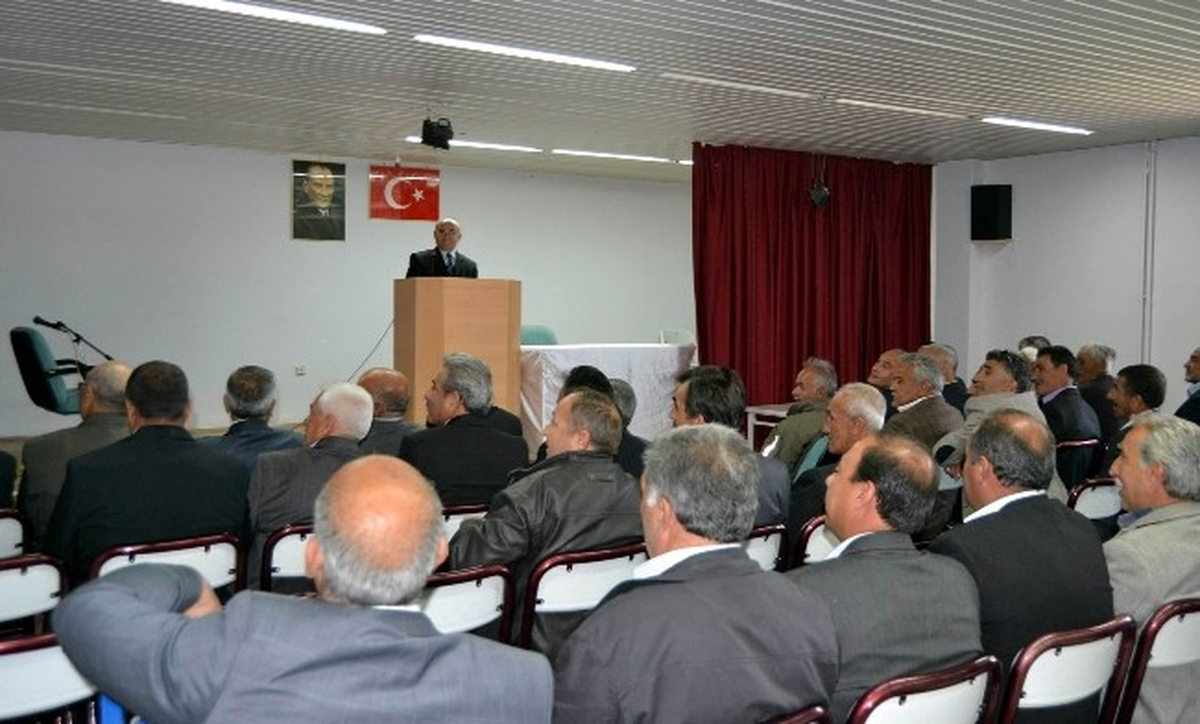 Kulu\'da Muhtarlara Eğitim Semineri