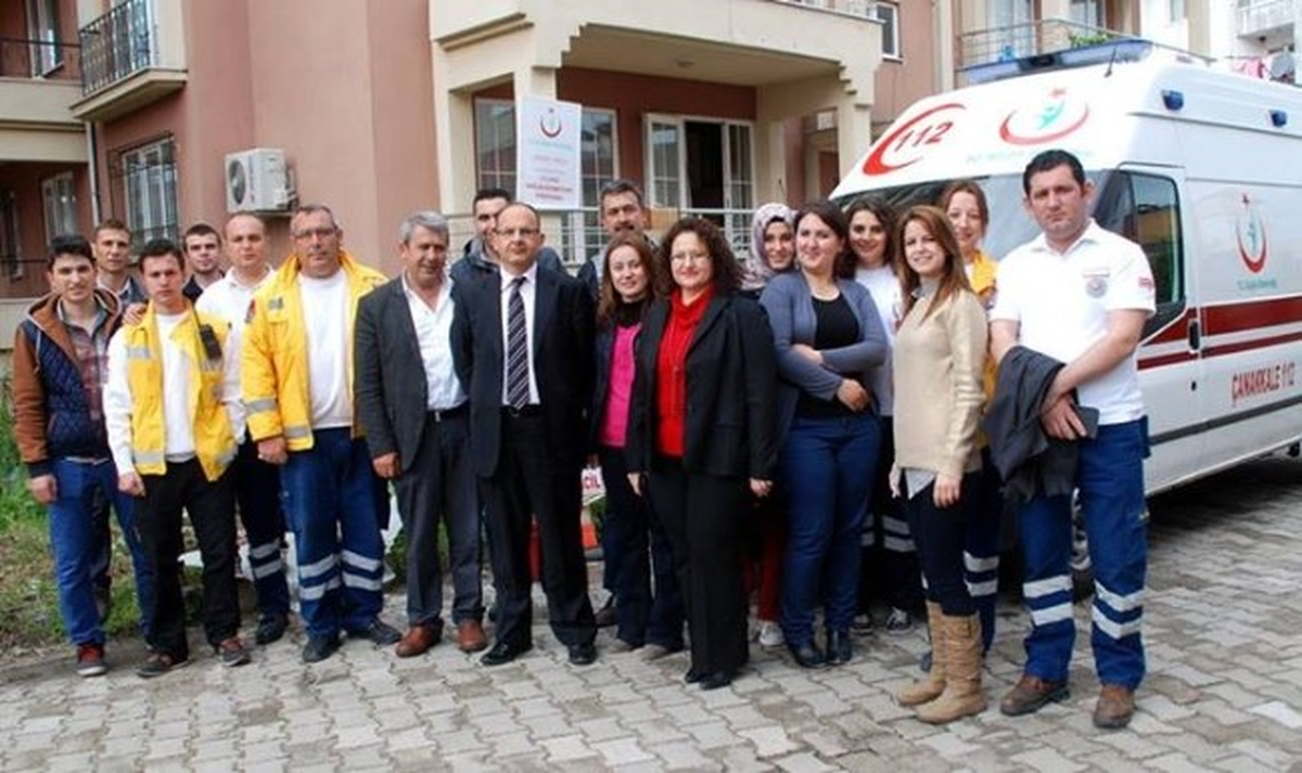 Lapseki Devlet Hastanesine Yeni Ambulans