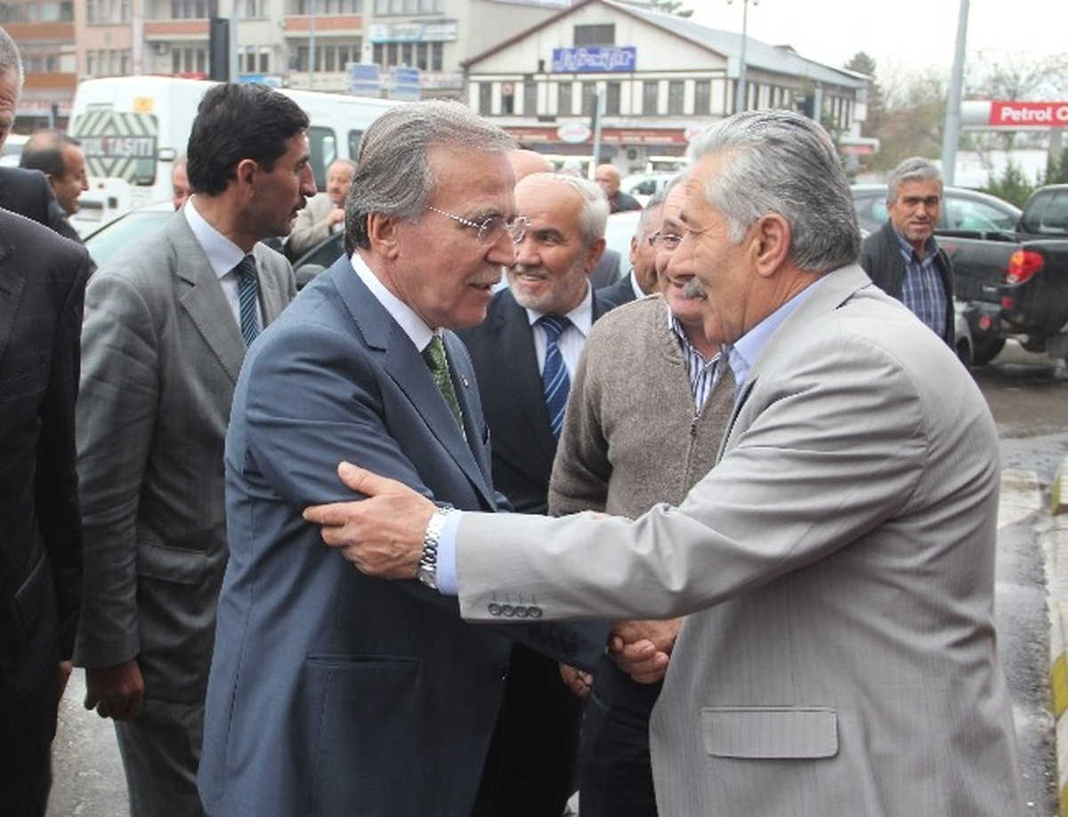 Mehmet Ali Şahin\'den Anayasa Mahkemesi Değerlendirmesi