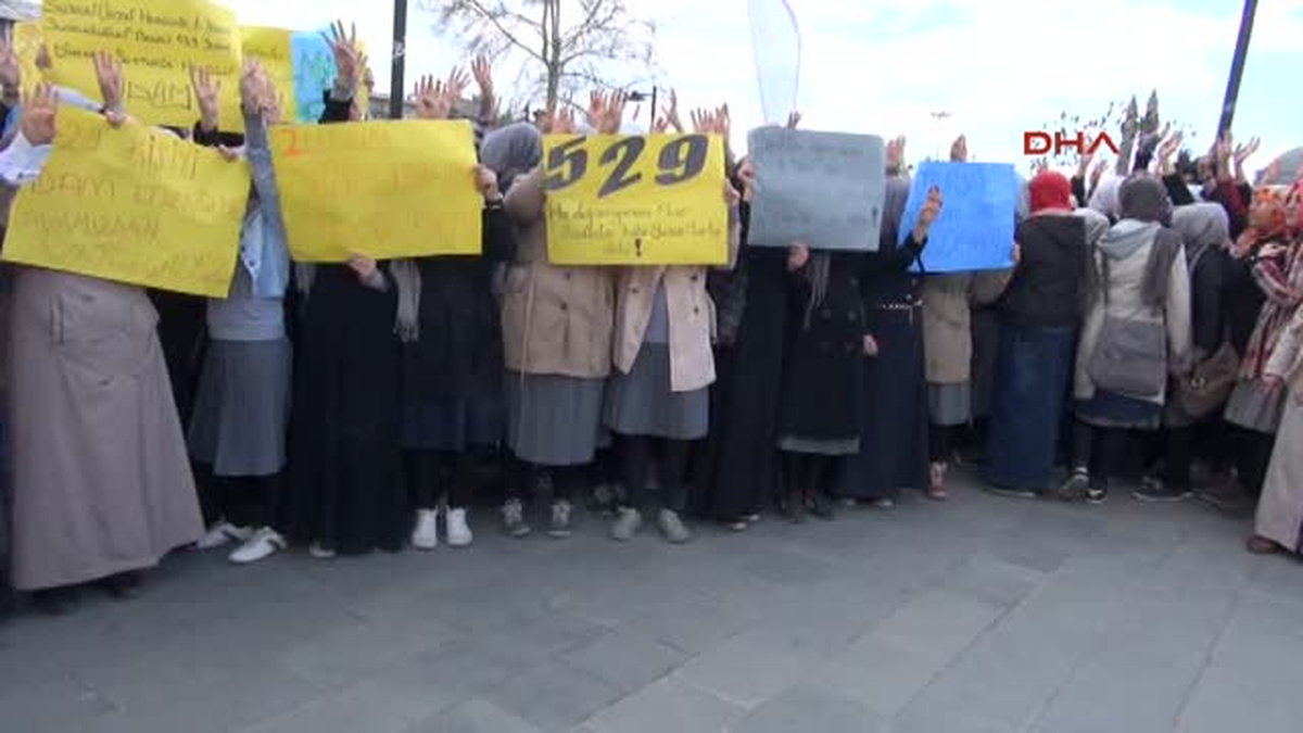 Mısır\'daki İdam Kararına Sivas\'ta Tepki