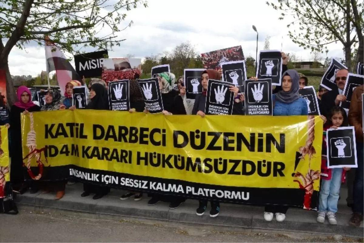 Mısır\'daki İdam Kararları BM Temsilciği Önünde Protesto Edildi