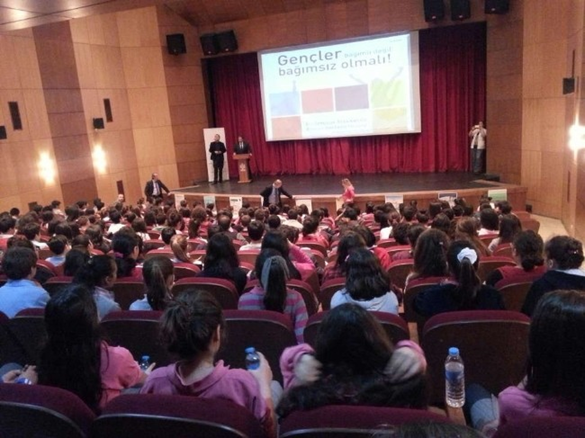 Öğrencilere Sigara Bağımlılığı Anlatıldı