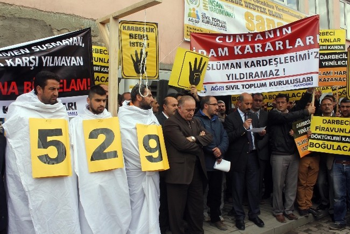 Stklardan Mısır\'daki İdam Kararlarına Tepki
