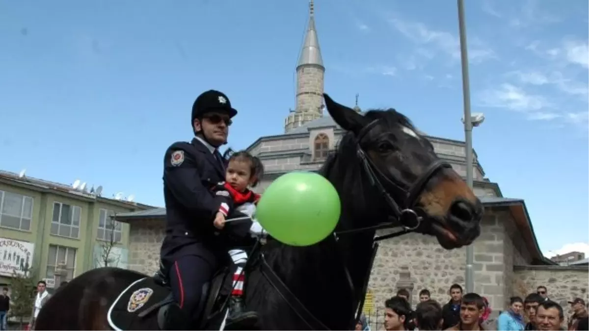 Erzurum\'da Polis Teşkilatının 169. Yıl Dönümü Kutlanıyor