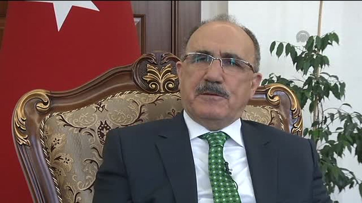 Atalay: O Mitingle Artvin\'i Aldık