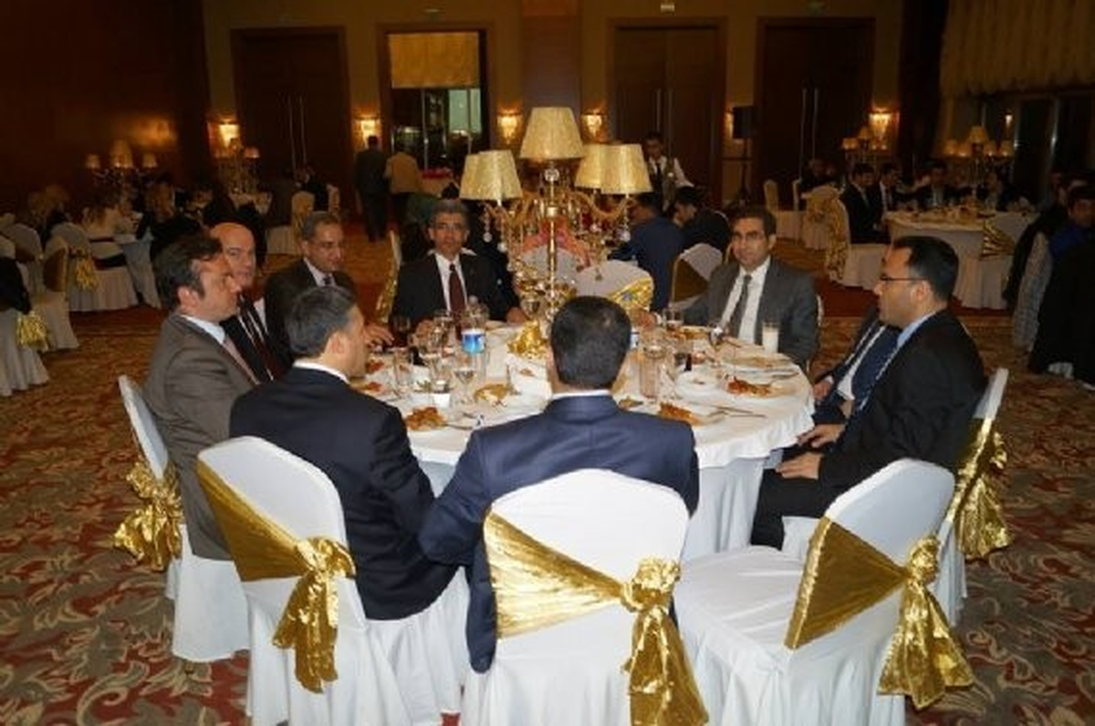 Malatya\'da Avukatlar Yemekte Buluştu