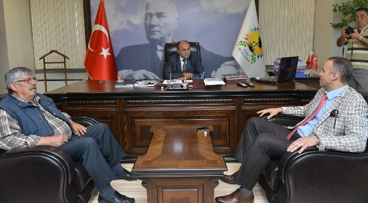 Başkan Hasan Arslan\'a Esnaf Desteği