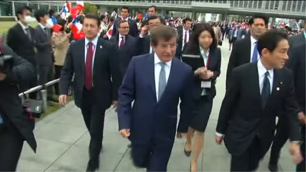 Dışişleri Bakanı Davutoğlu Japonya\'da