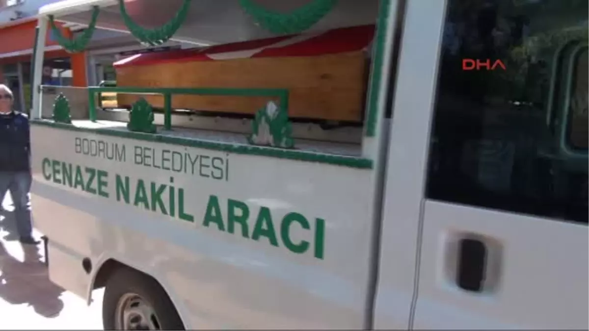 Genç Denizciler, Erkan Gürsal\'a Ağladı