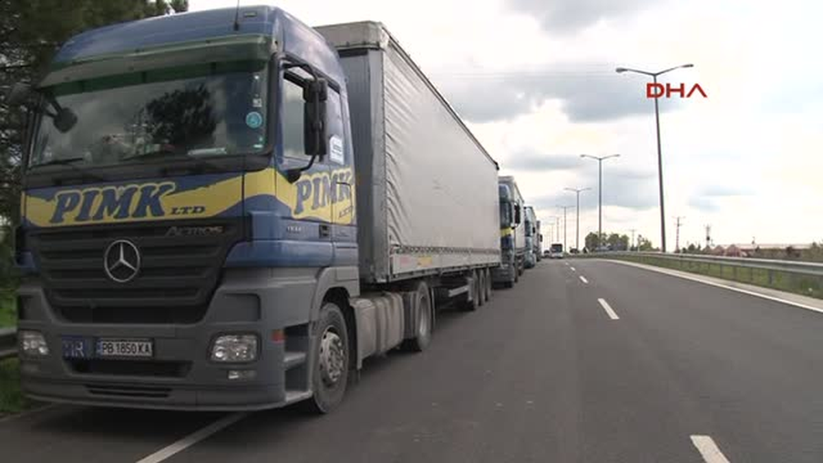 Kapıkule Sınır Kapısı\'nda 10 Kilometre Tır Kuyruğu