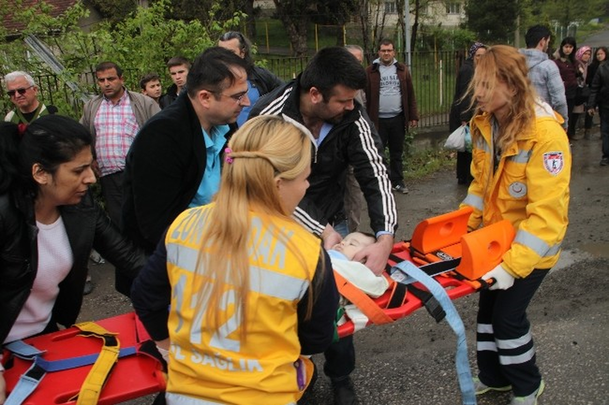 Kazada Yaralanan Yağız Bebek Hayatını Kaybetti