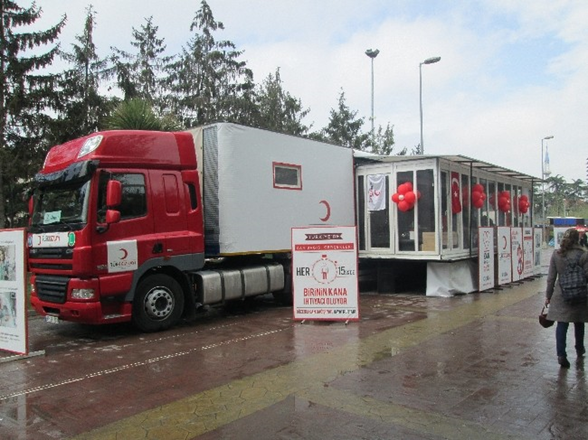 Kızılay\'ın Kan Bağış Tırı Kutlu Doğuma Hazır