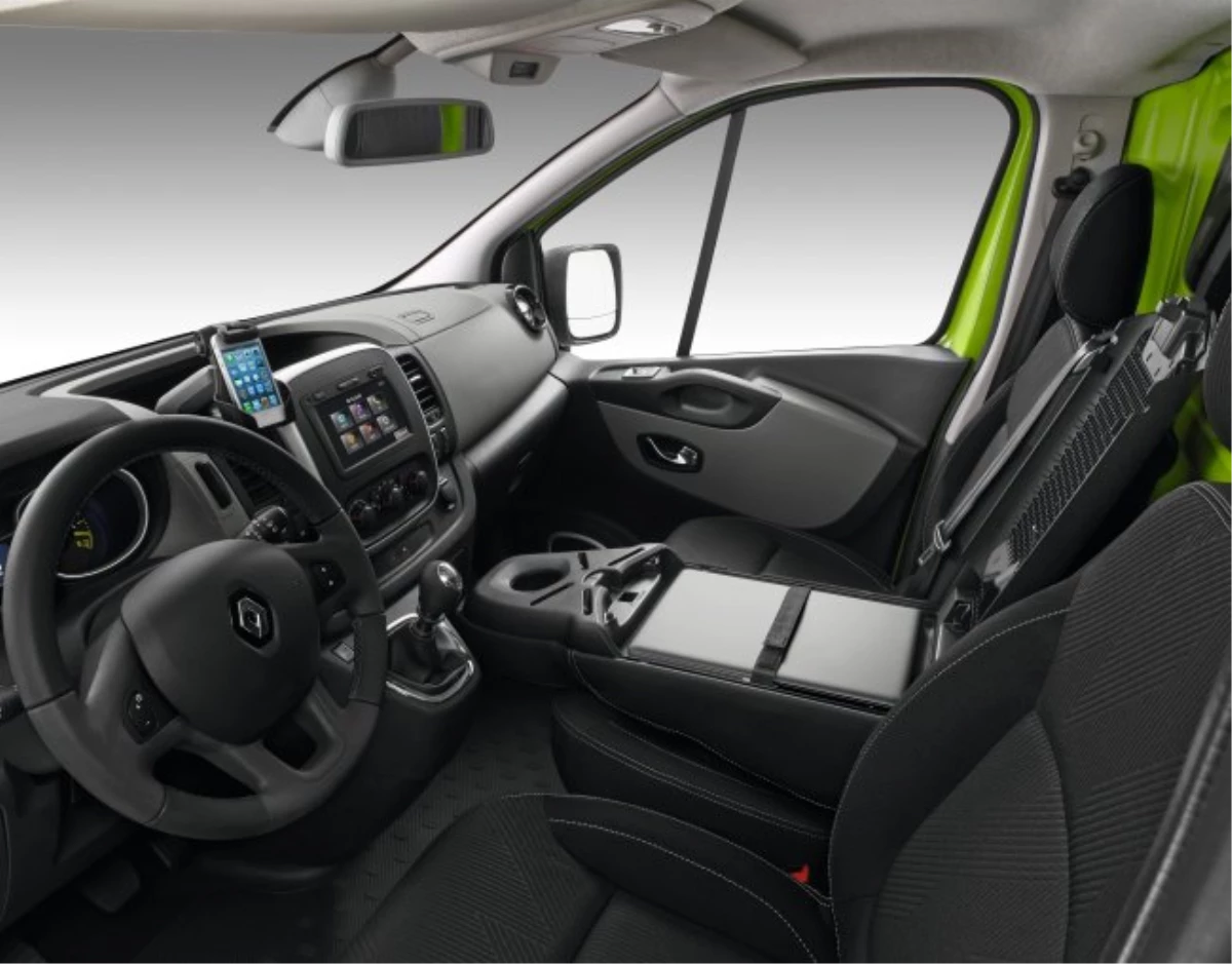 Renault, Yeni Trafıc Modelini Yeniliyor