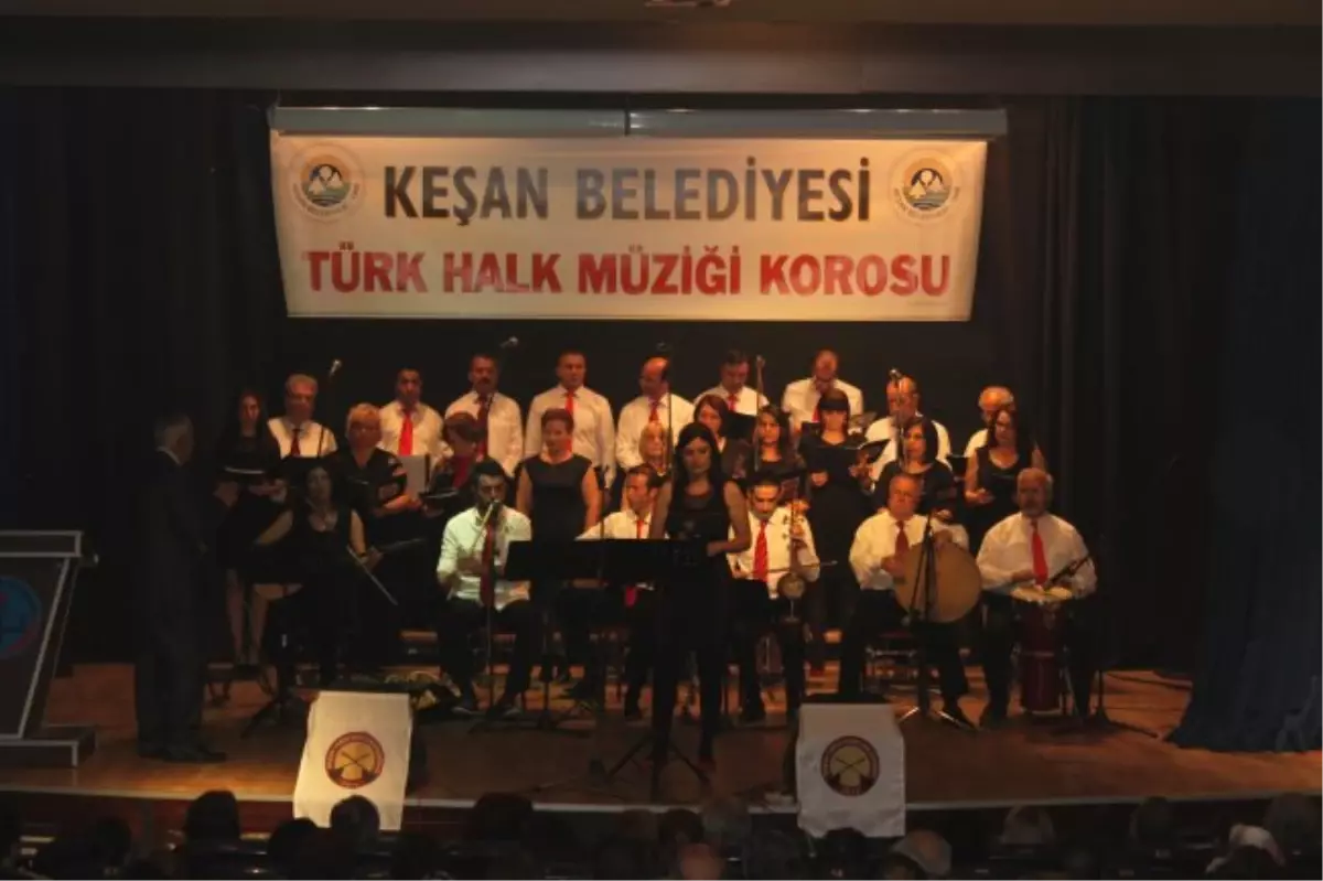 THM Korosu Konser Verdi.