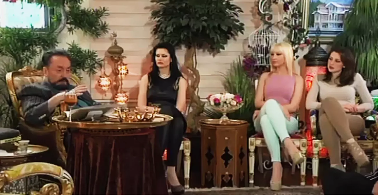 Adnan Oktar: CHP Türkiye\'nin Güvencesidir