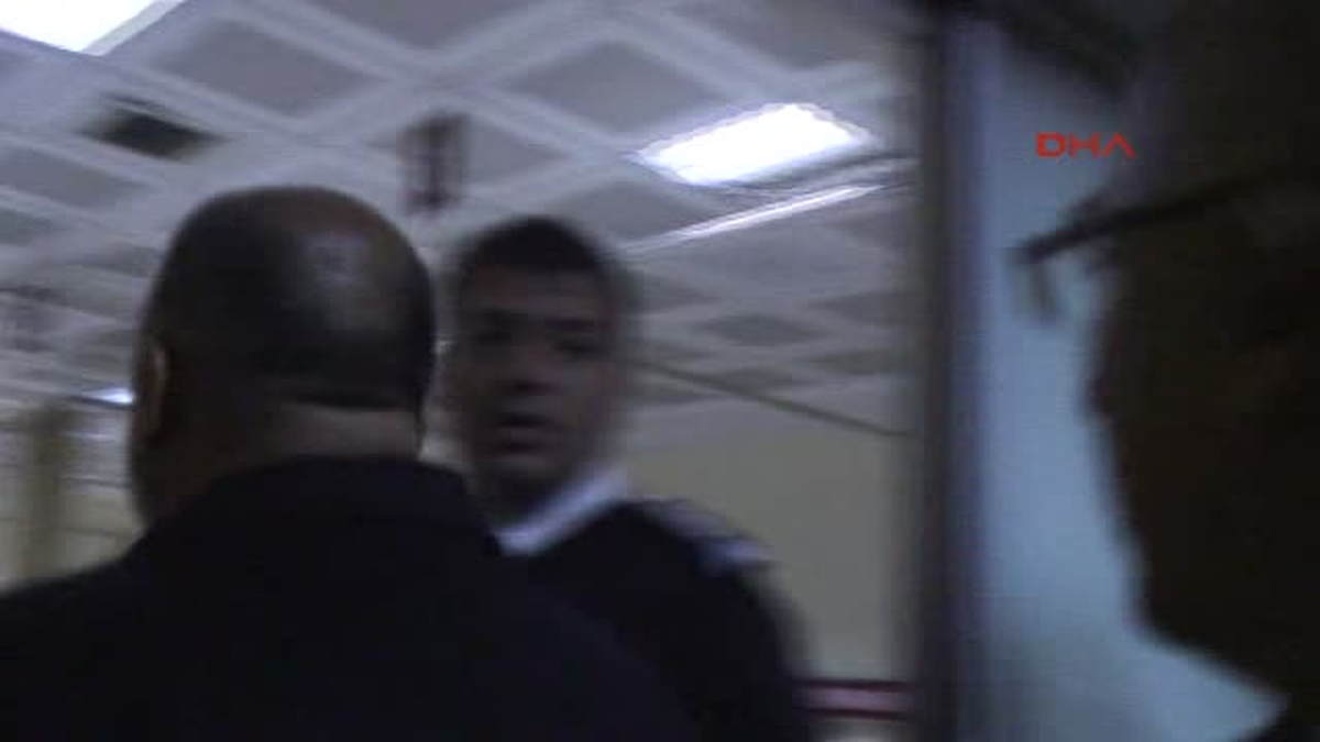 Çaykur Rizespor Maçı Olaylı Bitti: 5 Polis Yaralı" Haberine Ek