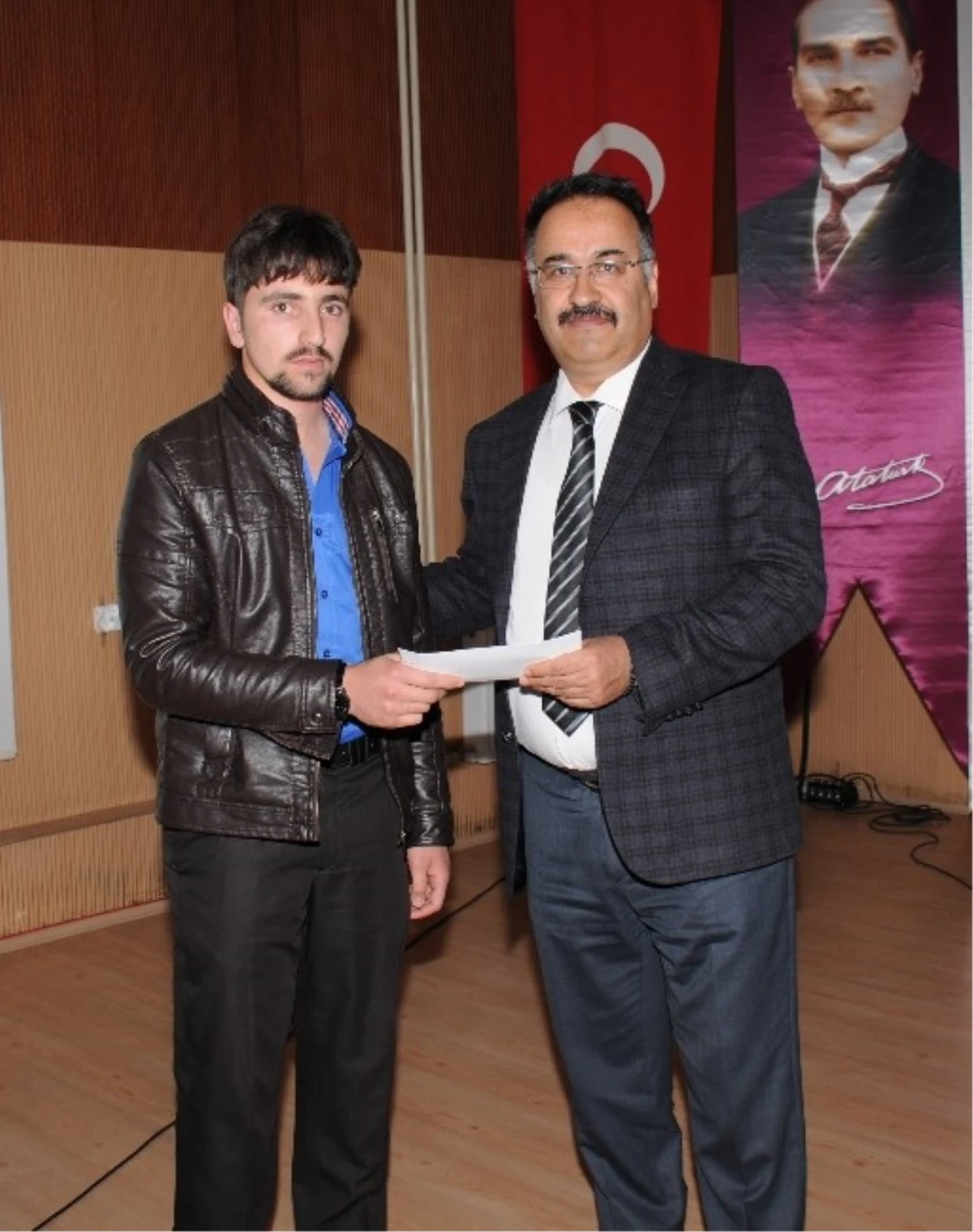 Iğdır Üniversitesinde "Kur\'an-I Kerim Meali Bilgi Yarışması" Ödül Töreni