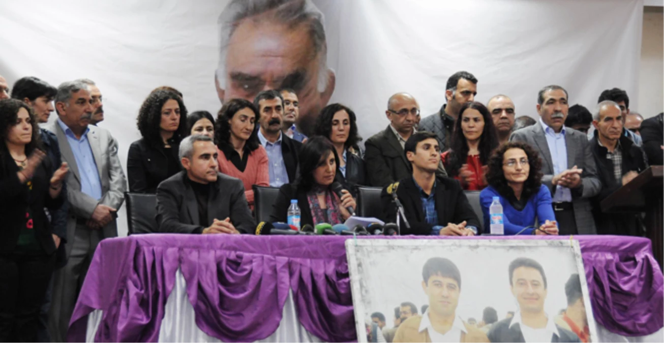 Tahliye Olan KCK Tutukluları, Öcalan\'a Özgürlük İstedi