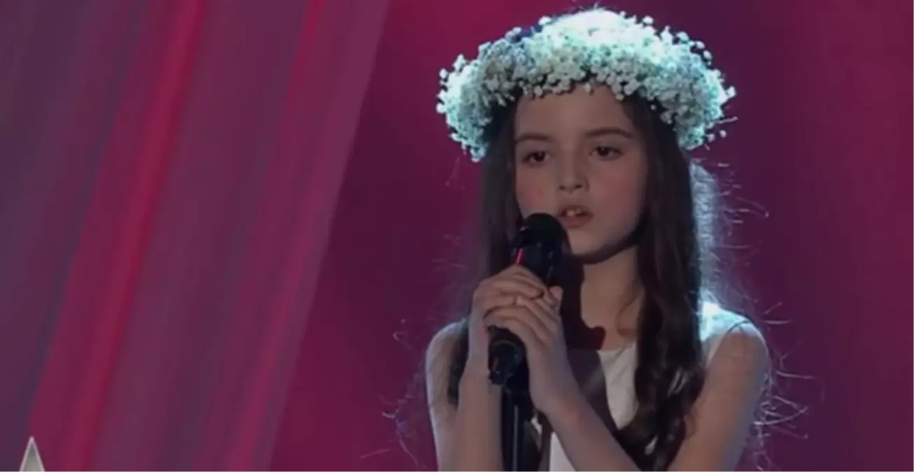 8 Yaşındaki Ürdünlü Angelina Jordan\'ın Sesi Büyüledi