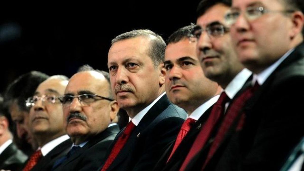 AK Parti Mkyk Toplantısı Başladı