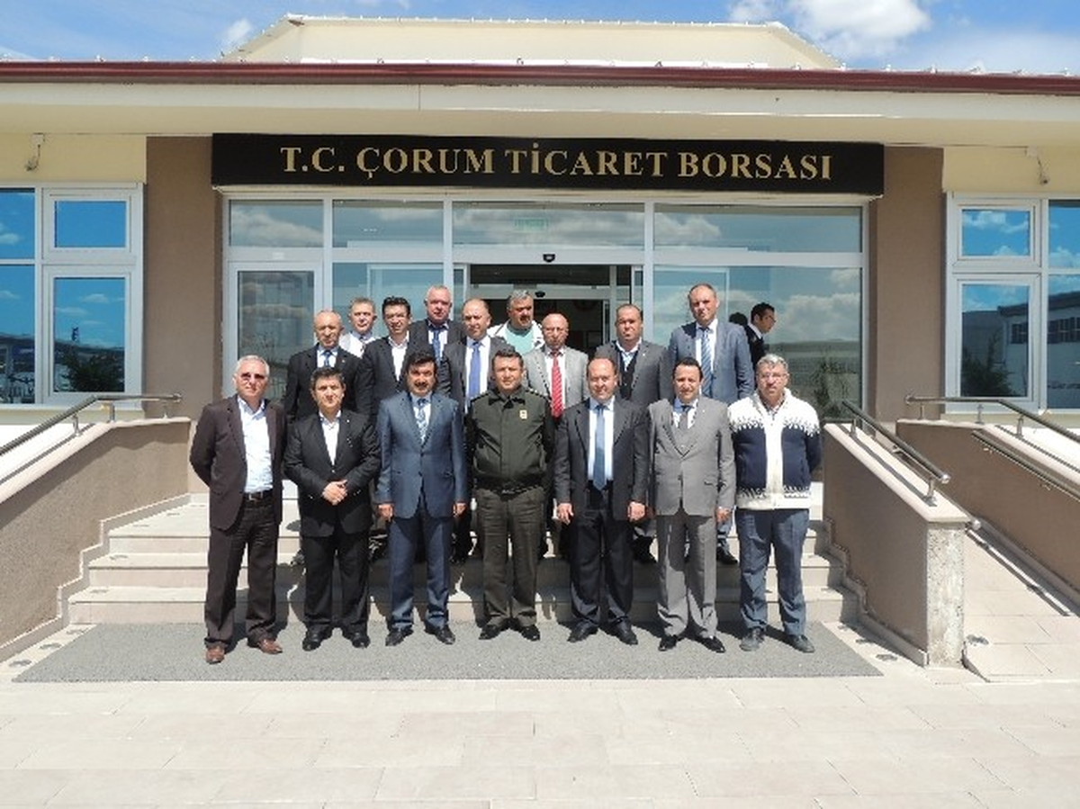 Garnizon Komutanı Çelik\'ten Ticaret Borsası\'na Ziyaret