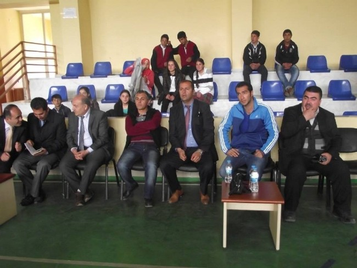 Gevaş\'ta Okullar Arası Masa Tenisi Turnuvası Düzenlendi