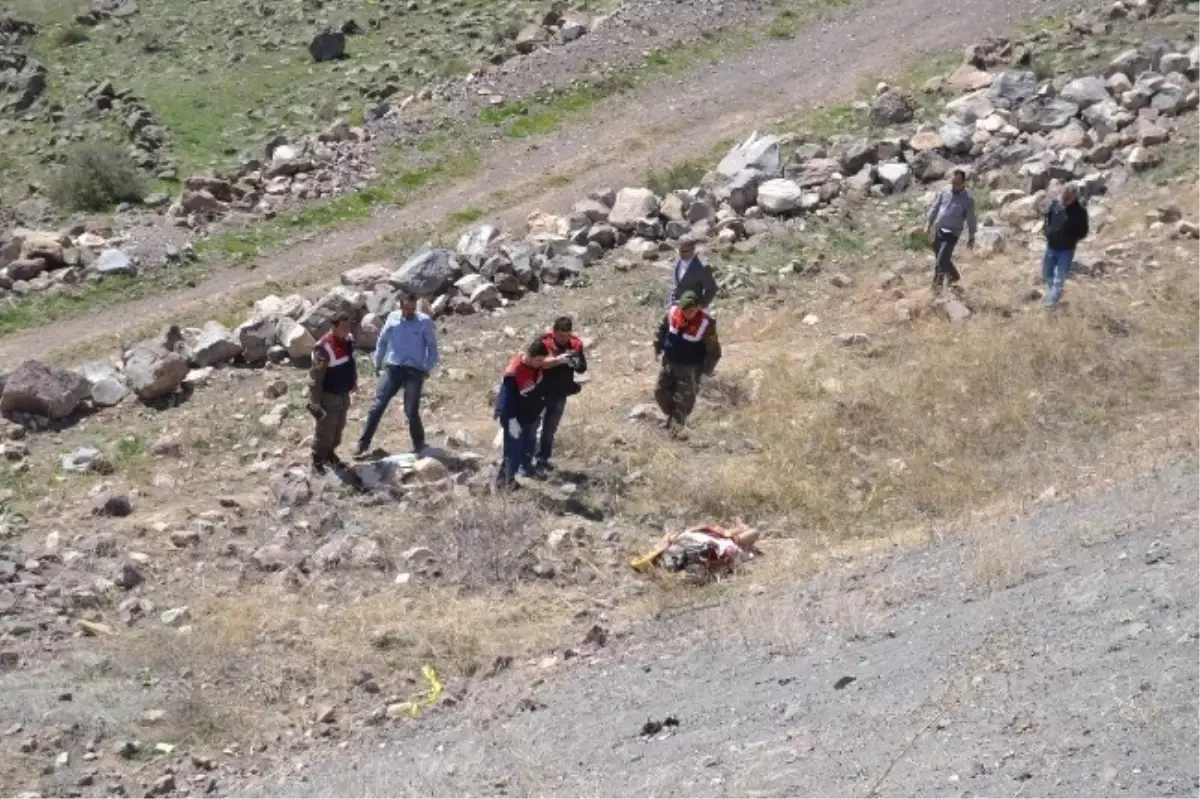 Güney Çevre Yolunda Bulunan Erkek Cesedinin Kimliği Henüz Belirlenemedi