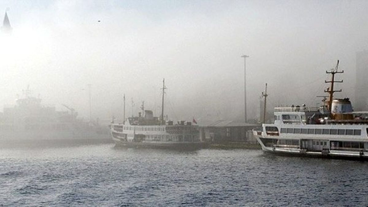 İstanbul\'da Deniz Ulaşımına Sis Engeli