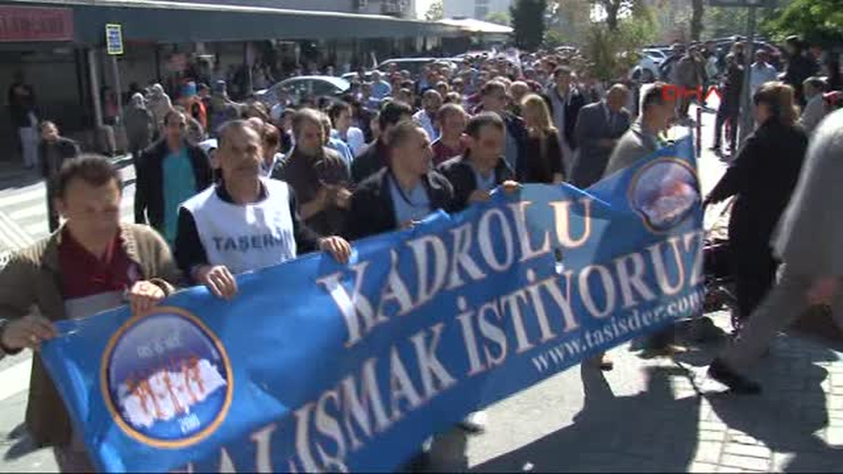 İstanbul Üniversitesi Tıp Fakültesi\'nde Eylem