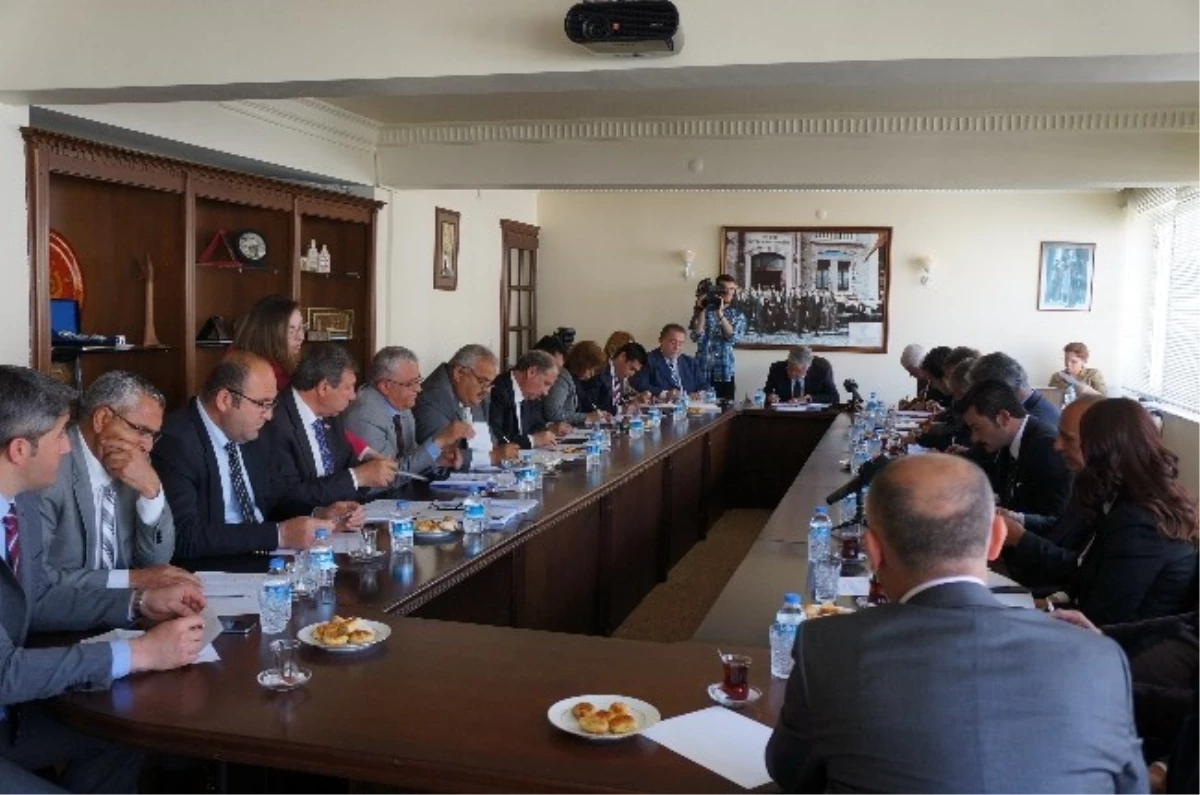 Marmaris Belediye Meclisi Yeni Dönemin İlk Toplantısını Yaptı