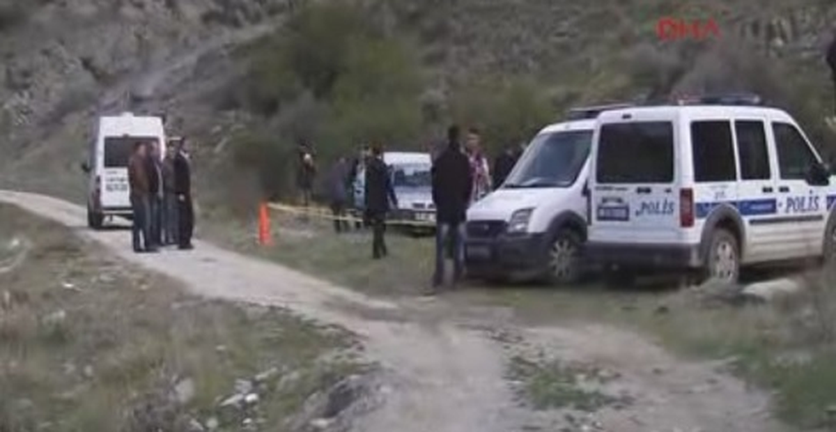 Önce Eşini Vurdu, Ardından İntihar Etti
