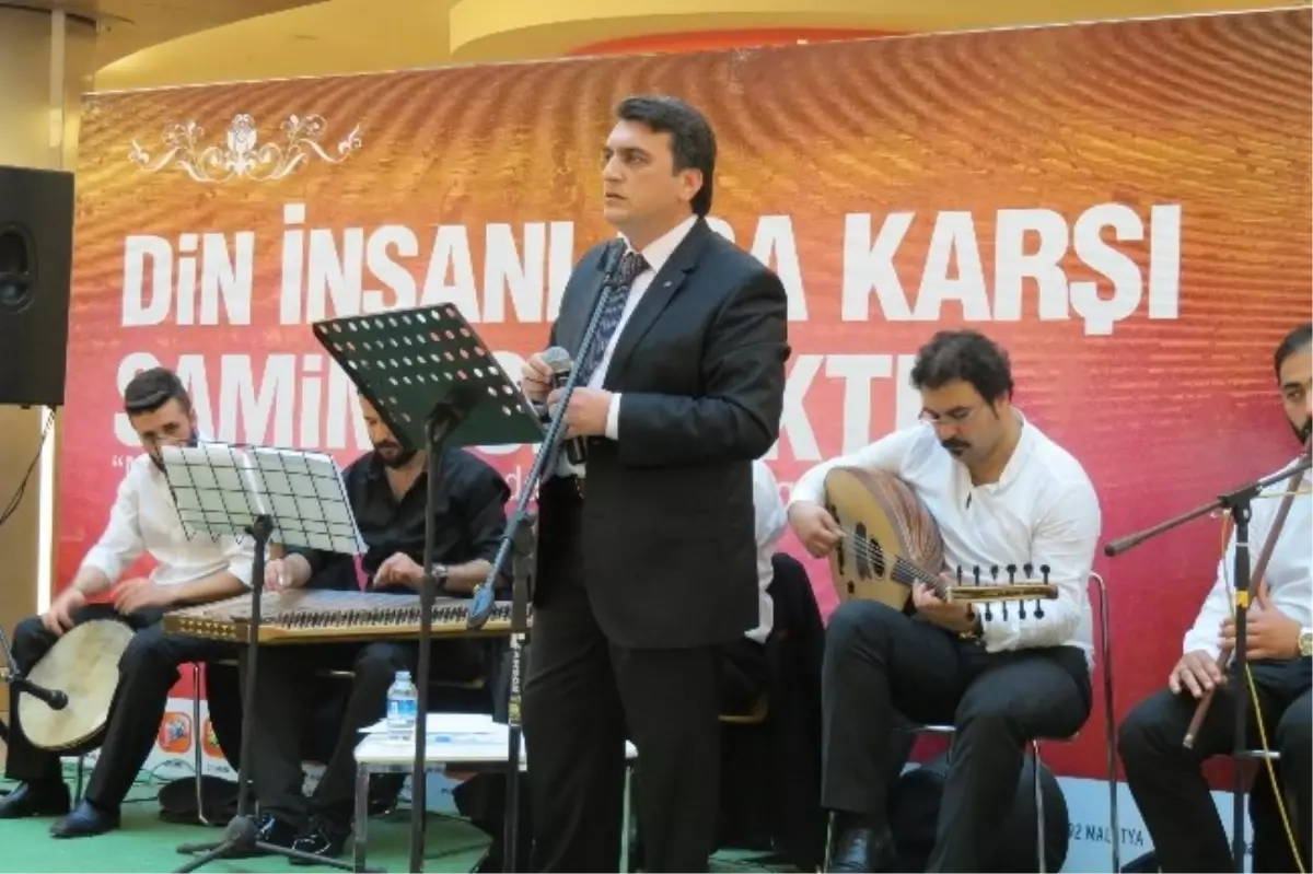 Müftüden İlahi Konseri