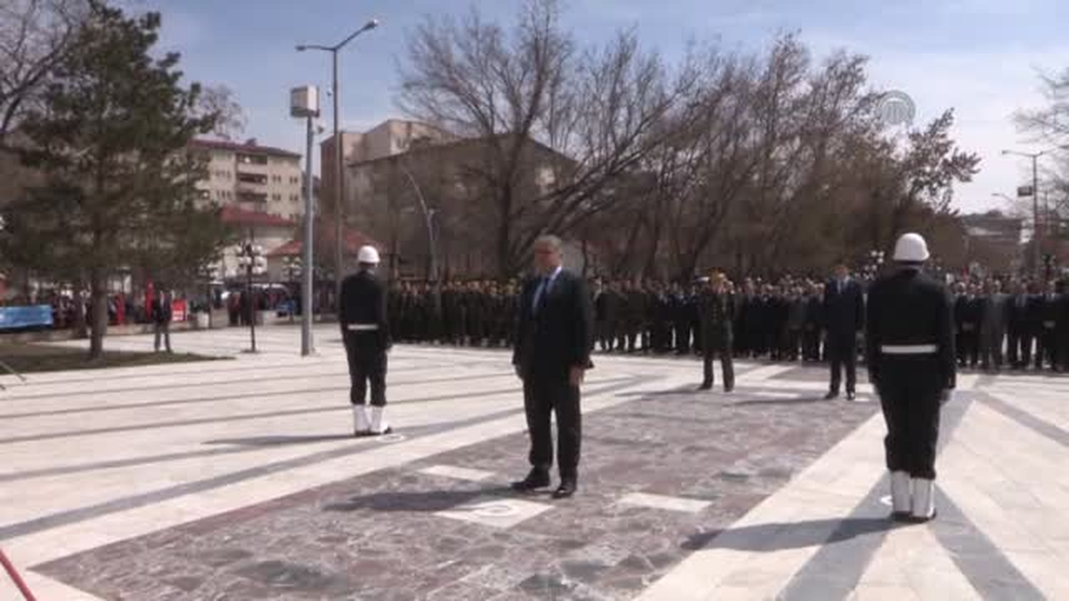 Ağrı\'nın Kurtuluş Yıl Dönümü Törenle Kutlandı