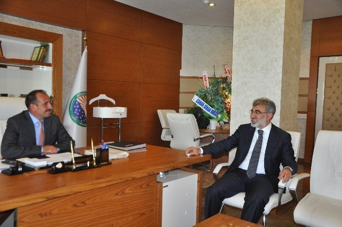 Bakan Yıldız, Gölbaşı Belediyesini Ziyaret Etti