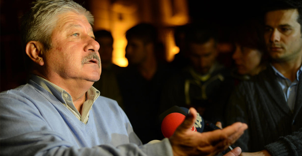 Eski Başkan Akaydın Belediye Baskınından Şikayetçi