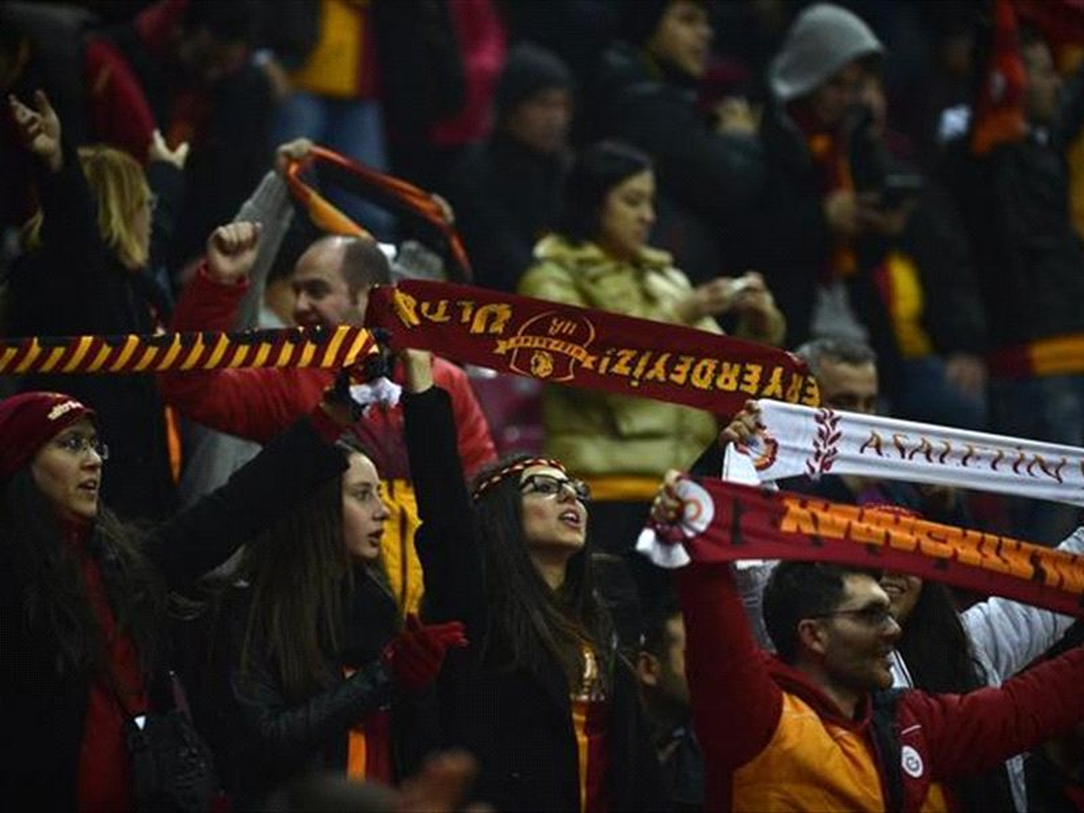 Galatasaraylılar\'a 800 Liraya Bilet