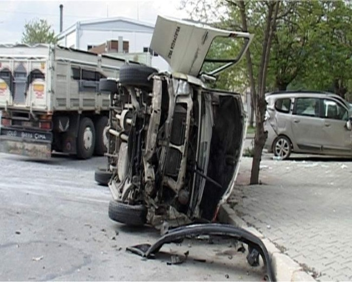Gaziantep\'te Trafik Kazası: 21 Yaralı