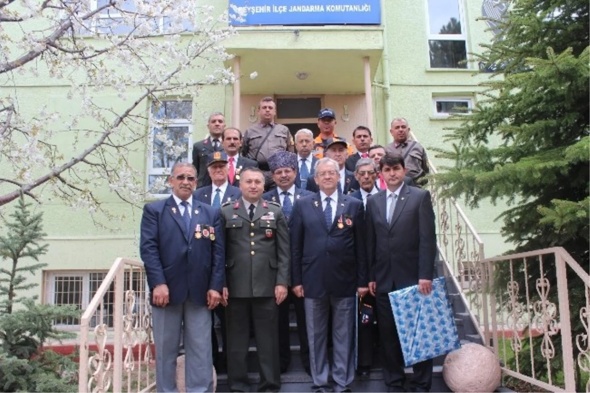 Gazilerden, Beyşehir Jandarmasına Ziyaret