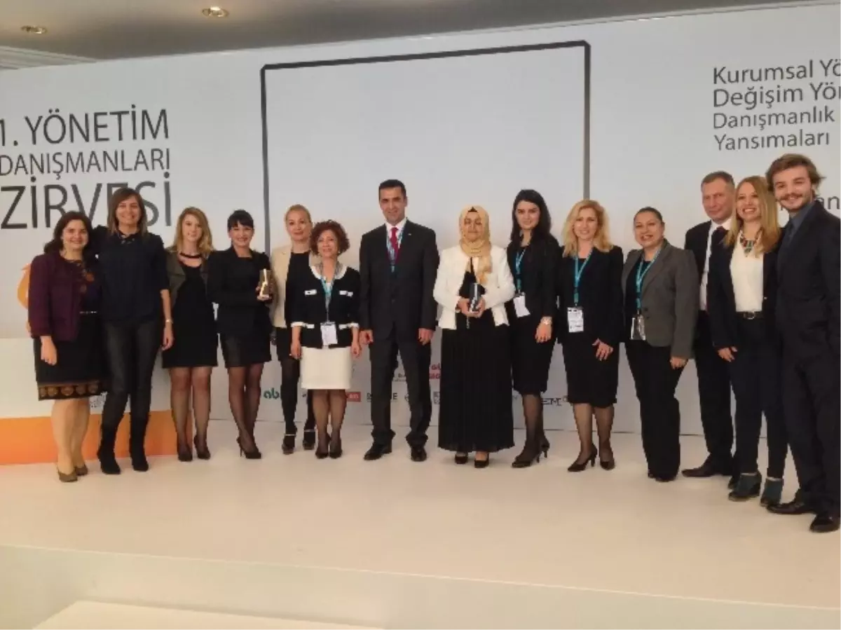 Kayserigaz\'a Uluslararası Başarı Ödülü