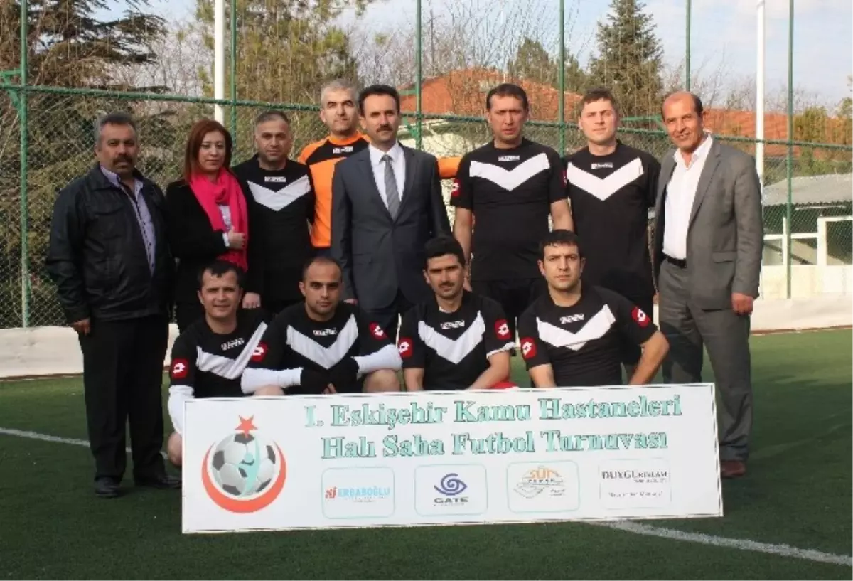 Sağlıkçıların Futbol Turnuvası Sürüyor