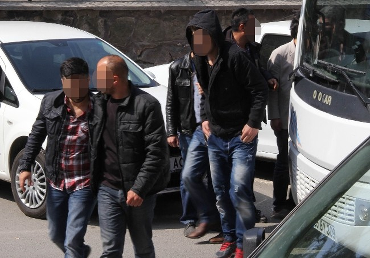 Samsun\'da Uyuşturucu Operasyonu: 19 Gözaltı