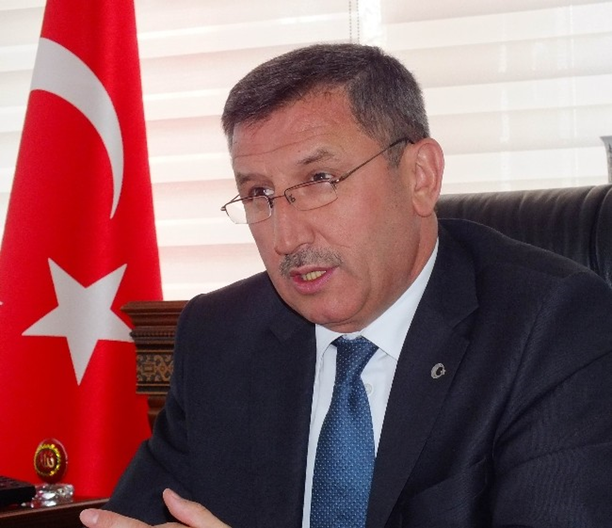 Vali Yılmaz\'dan Kur\'an Kursu Öğrencilerine Ziyaret