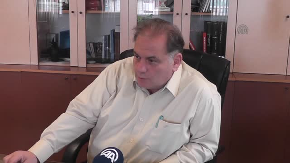 "Yıldırımdan korunmak için ayaklarınızı birleşik tutun" -