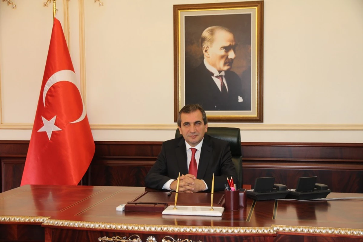 Yozgat Valisi Yazıcı, İl Genel Meclis Üyeleriyle Bir Araya Geldi