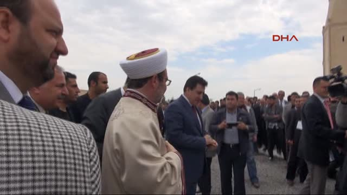Diyanet İşleri Başkanı Görmez Şanlıurfa\'da Cami Açılışına Katıldı (2)