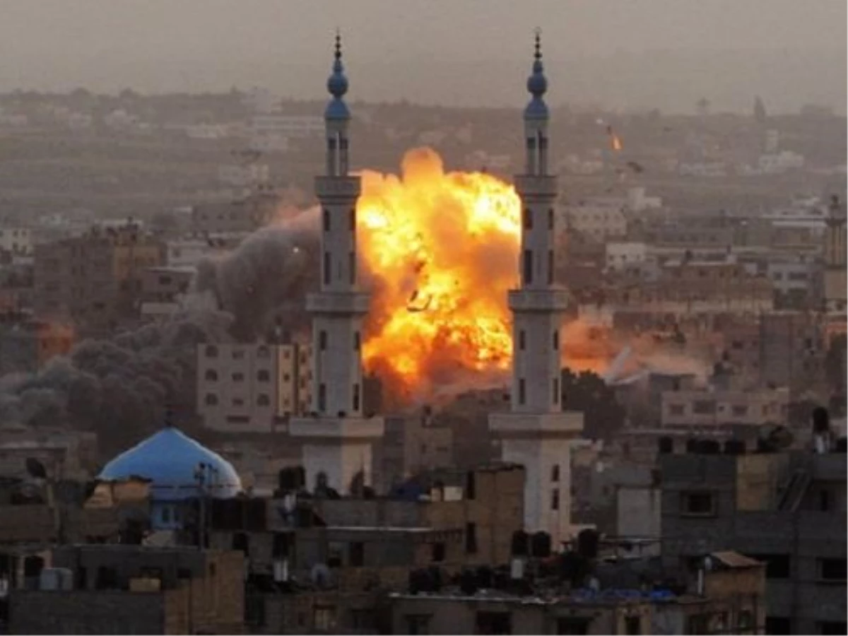 Gazze\'de Patlama: 3 Ölü, 5 Yaralı