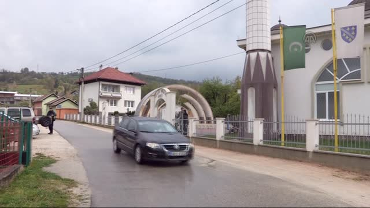 Bosna\'daki "Ahmiçi Katliamı" kurbanları anıldı -
