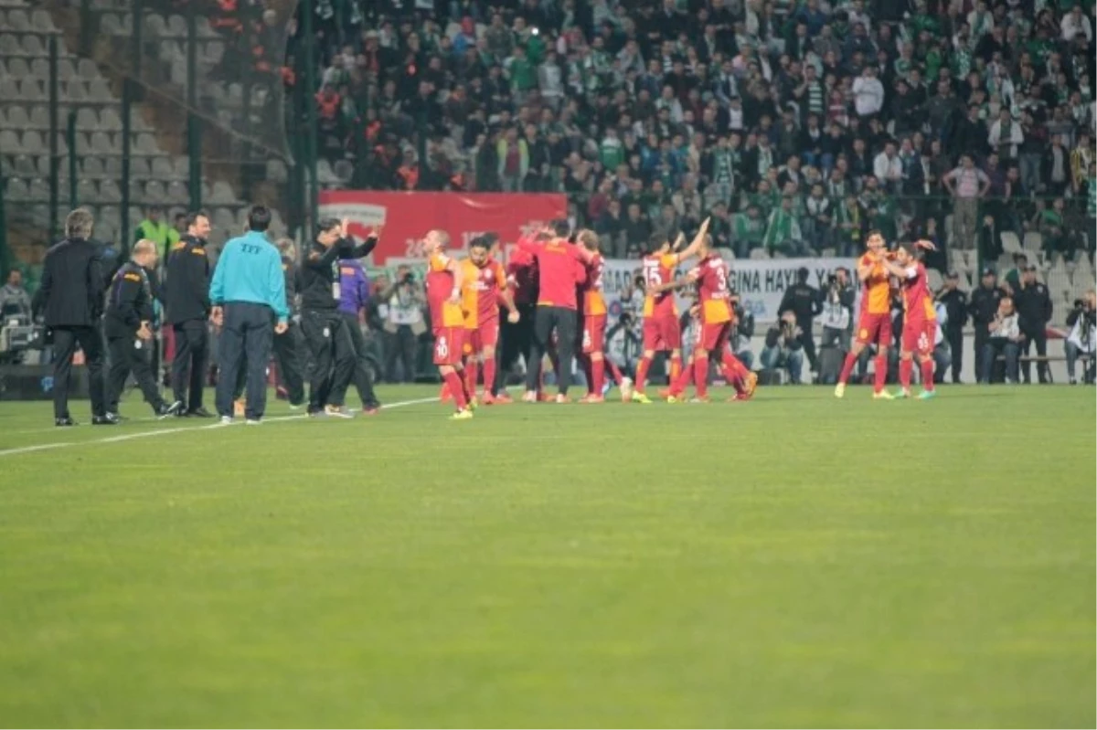 Galatasaray-Bursaspor Maçından Sonra Olaylar Çıktı