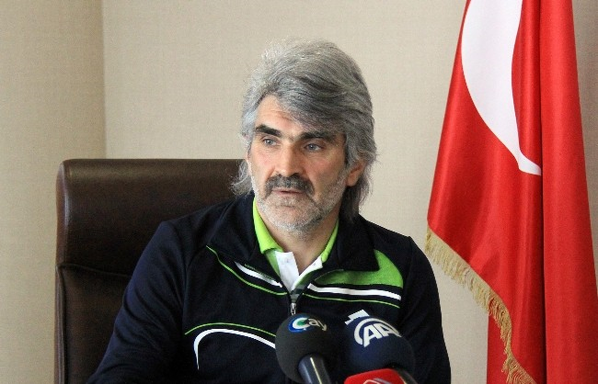 Çaykur Rizespor Teknik Direktörü Tütüneker Ligin Dibinden Kurtulmak Kolay Değil