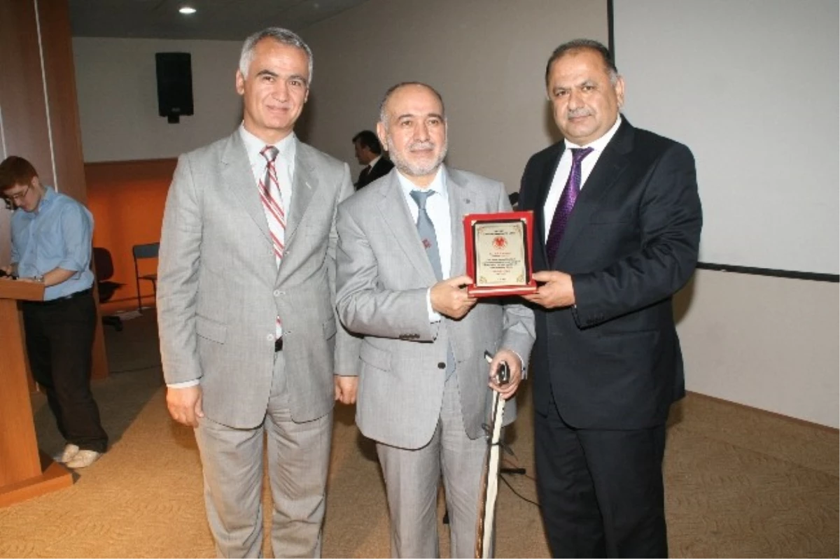 Devrek İmam Hatip Lisesi Öğrencilerine "Kutlu Doğum Haftası" Konferansı